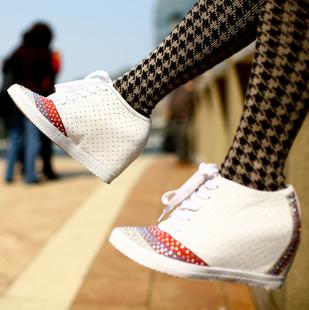 ������ͬ���̷ֱ���ԭ��488Ԫ��Ԥ�ۼ�288Ԫ���۵�ZA8015��������Ь֮����ͼƬ