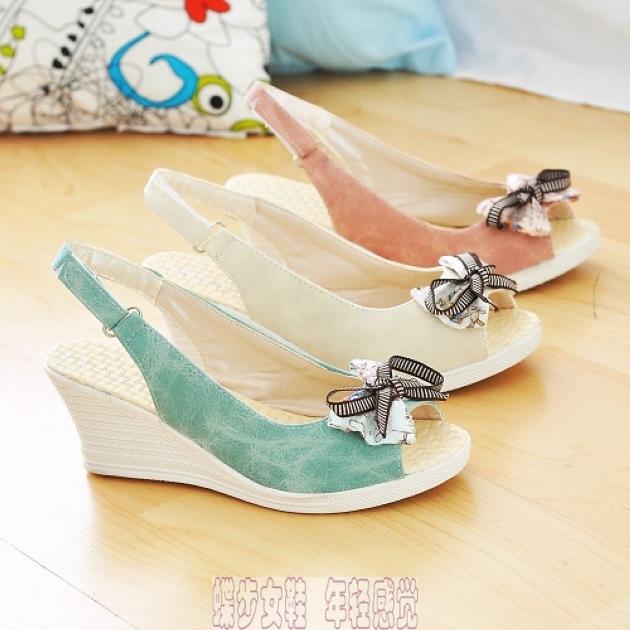 ��ɫ����ɫ����ɫ������ɫ��ѡ��һ���¸��߸�Ь