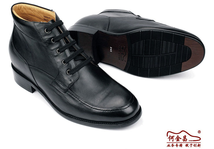 �ν��12���¿�������Ь֮��